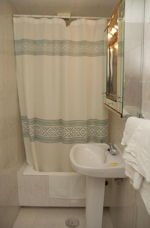 Hostal La Selecta Madrid Szoba fotó